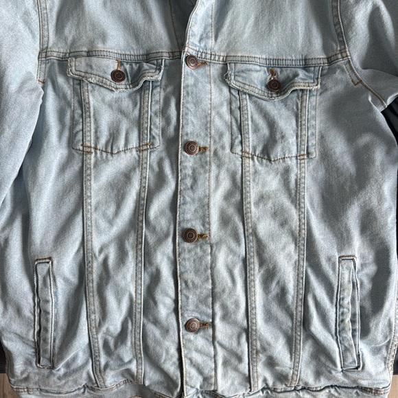 Pull&Bear Denim Jacket - Large - Barely Worn - Picture 4 of 4